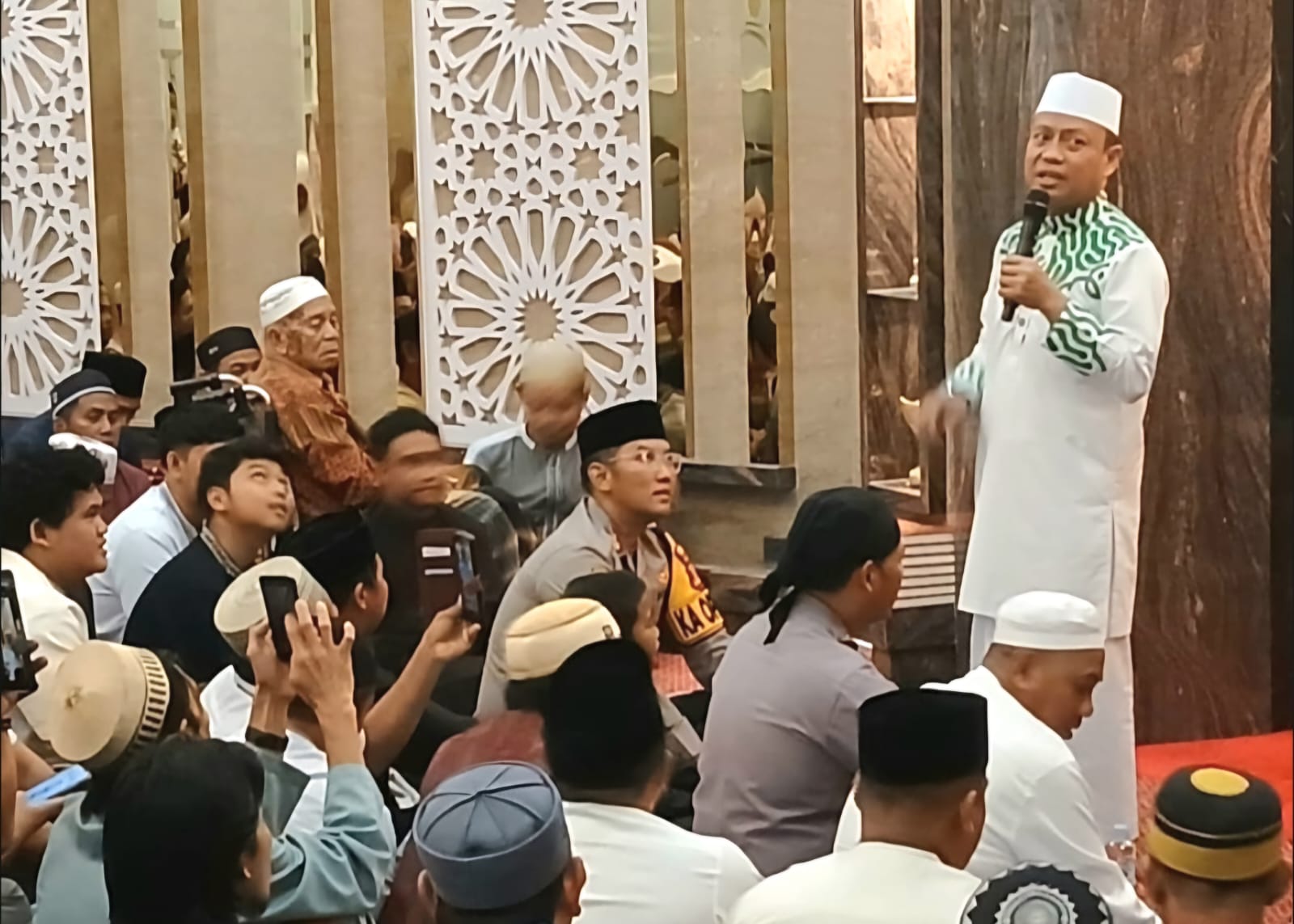 TAUSIAH RAMADAN: Ustaz Das&rsquo;ad Latif memberikan tausiah seputar meningkatkan keimanan di bulan Ramadan.