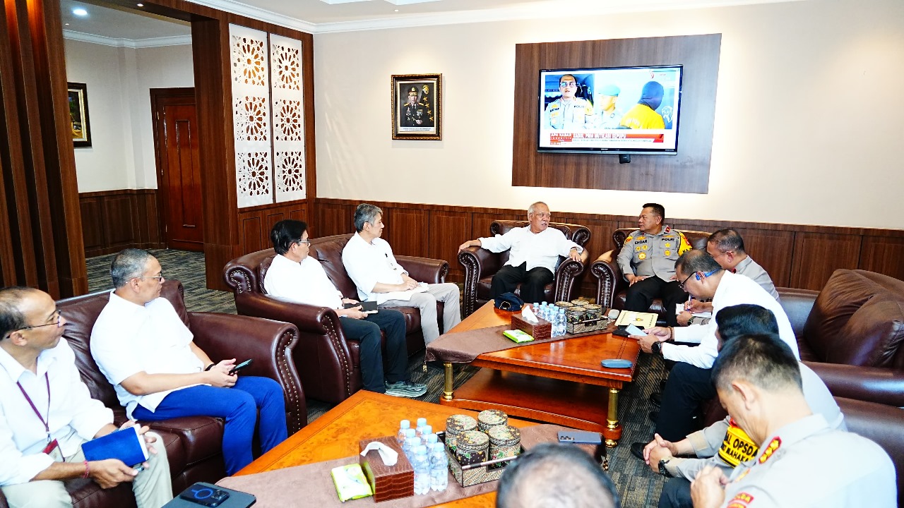 Silaturahmi sekaligus audensi Otorita IKN dengan Kapolda Kaltim Brigjen Pol Endar Priantoro, guna peningkatan keamanan dan pengamanan.