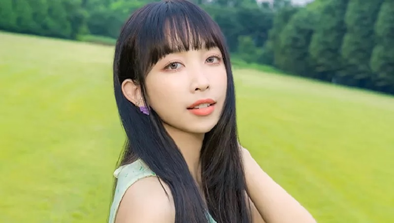 Dita Karang, salah satu member yang memutuskan keluar dari Secret Number.