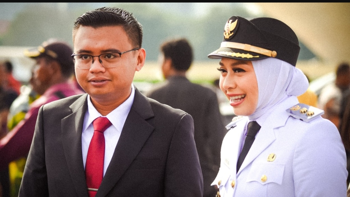 Maula Akbar dan Putri Karlina