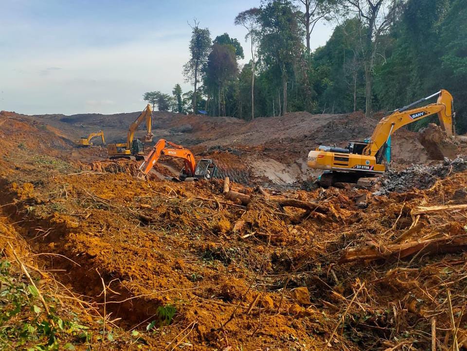 DIPERINTAH: Aktivitas perambahan kawasan hutan dengan tujuan khusus (KHDTK) Unmul yang diduga dilakukan salah satu perusahaan terindikasi sengaja dilakukan. (IST)