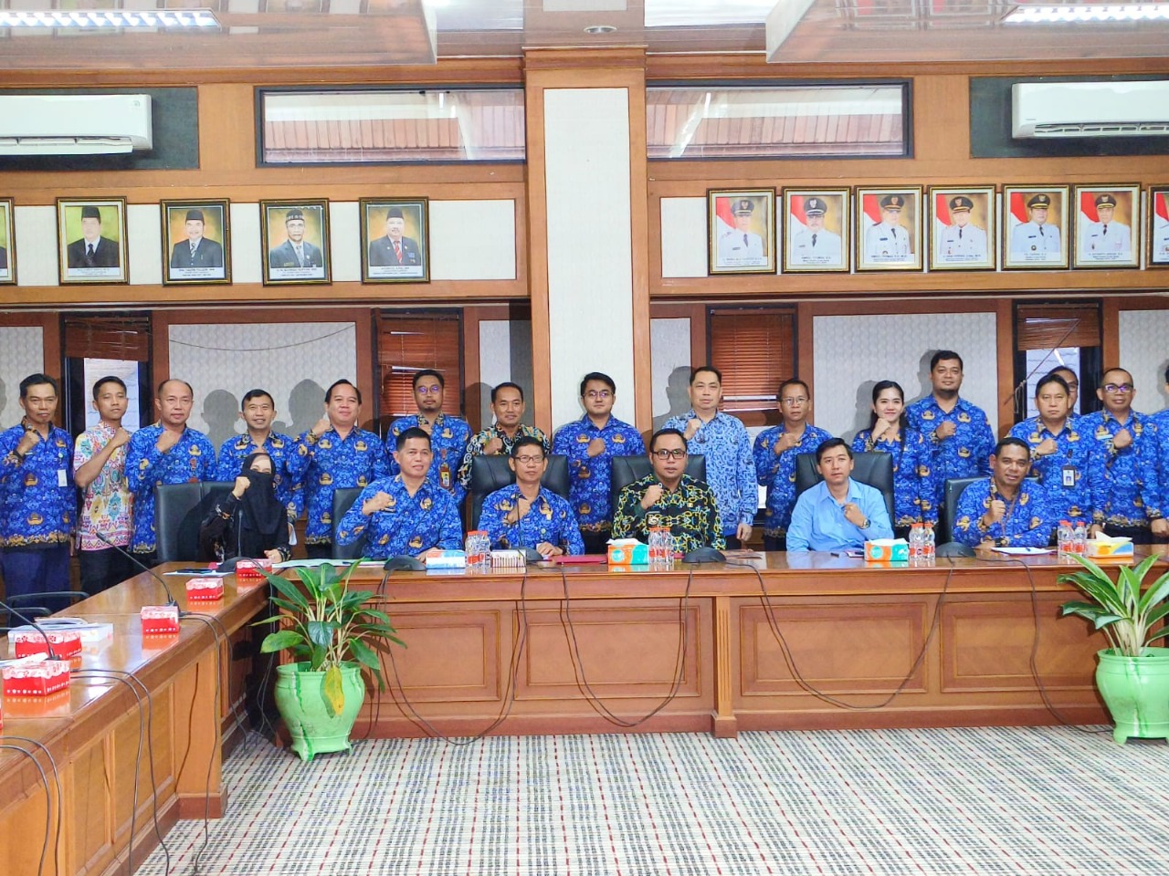 PERTANAHAN: Rapat koordinasi Pemkab Kubar dan BPN dipimpin Bupati Frederick Edwin terkait Pelabuhan Royoq.