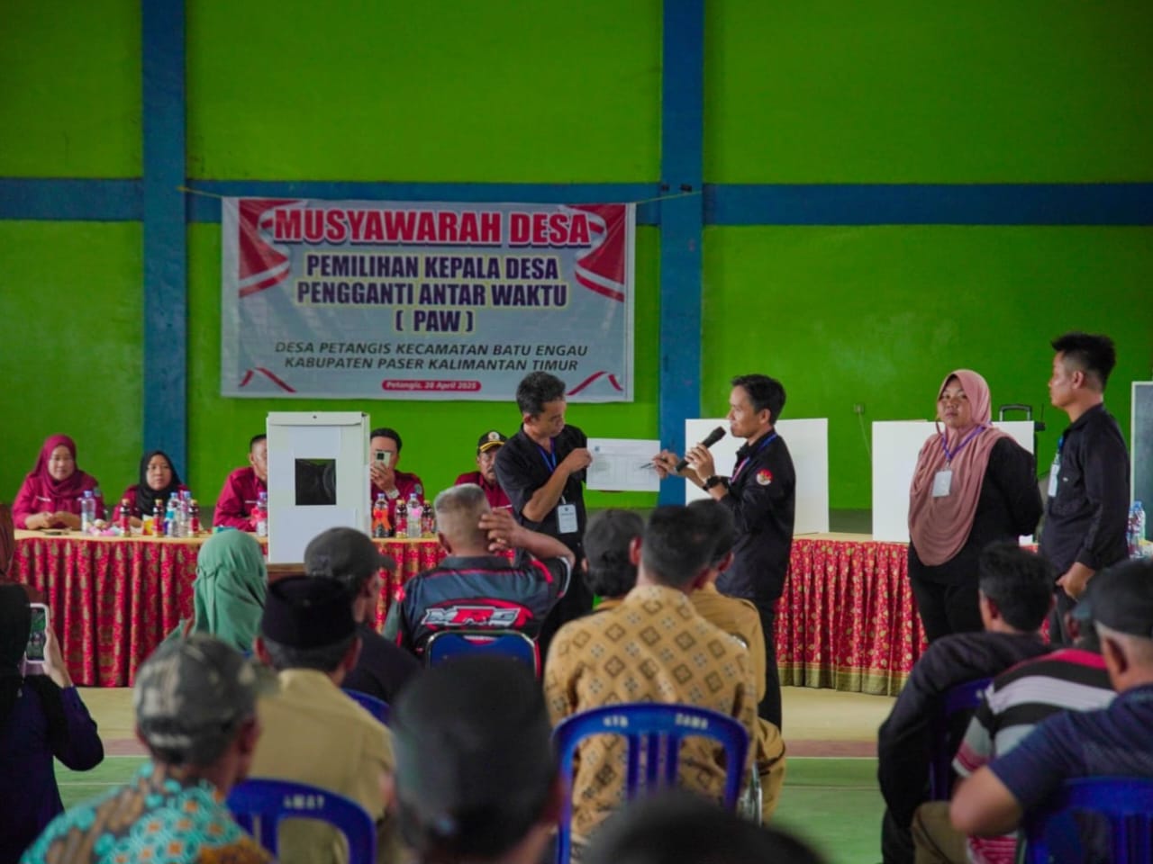 Pemungutan suara Pilkades Petangis, Paser.