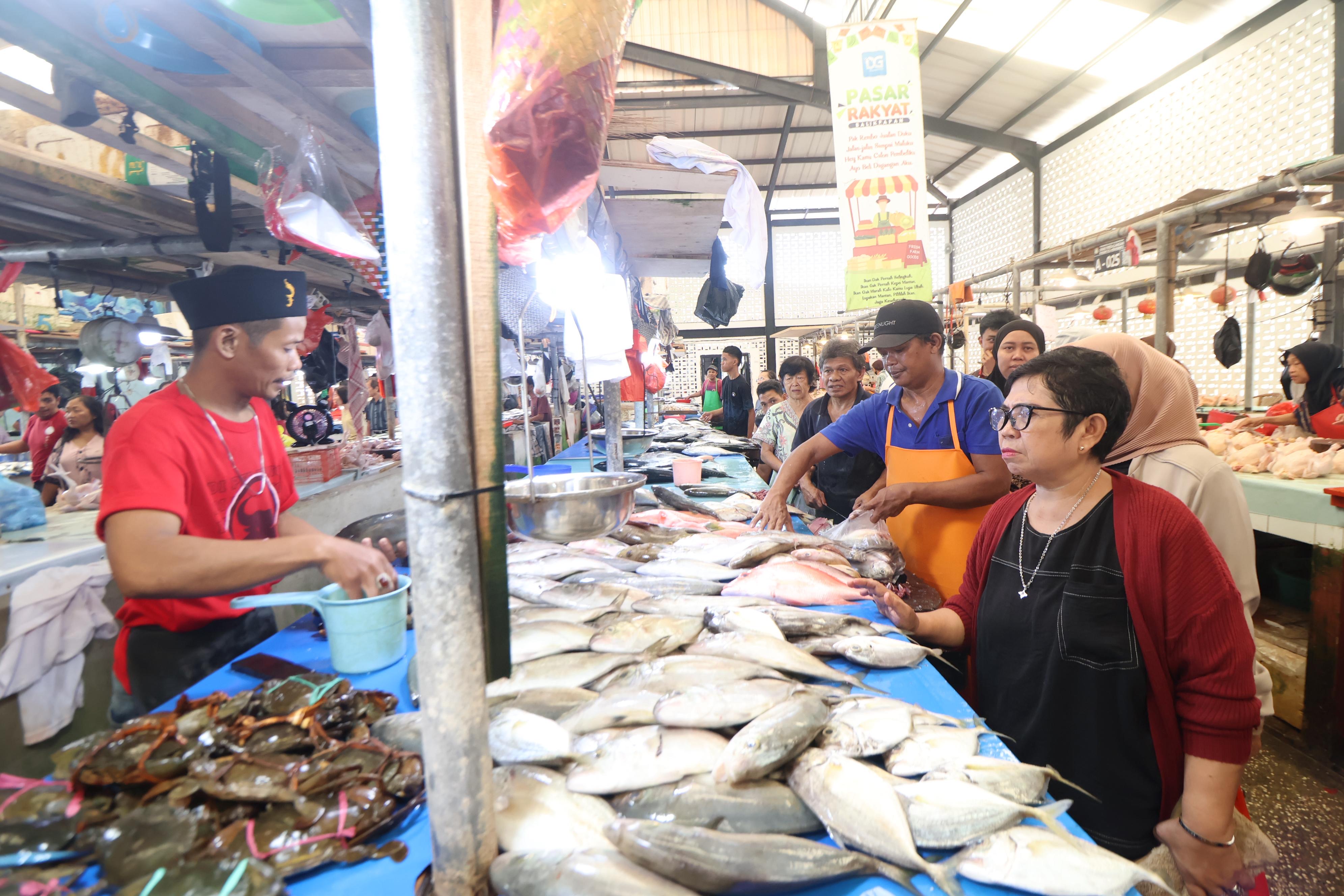 Ikan jadi salah satu komoditas yang paling sering menyumbang inflasi bulanan. Sebab harganya dipengaruhi oleh musim tangkap dan cuaca di laut.