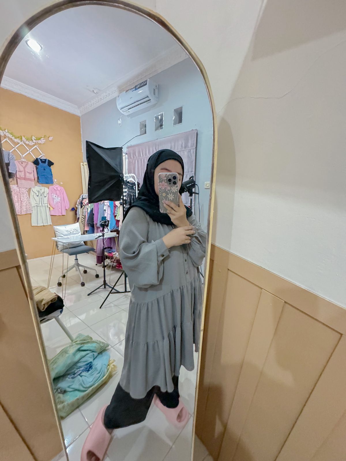 SEGMENTASI: Nanda Kusuma Wardani meraup cuan dari berbagi link perlengkapan bayi dan rumah tangga.