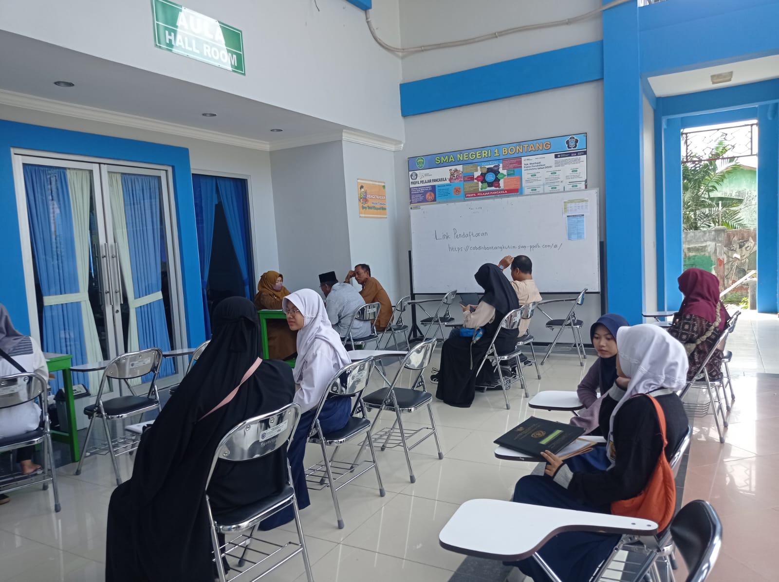 Mantan ketua OSIS dan Pramuka di tingkat SMP akan mendapatkan tambahan nilai saat mendaftar dalam SPMB SMA dan SMK. (ADIEL KUNDHARA/KP)