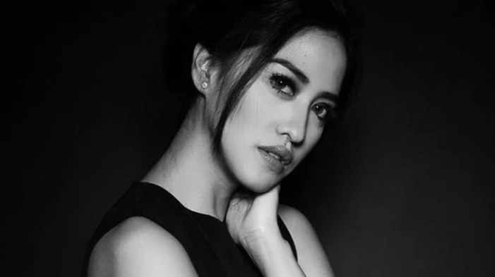 Asyifa Latief, Miss Indonesia 2010 yang namanya terseret dalam arus korupsi Pertamina.