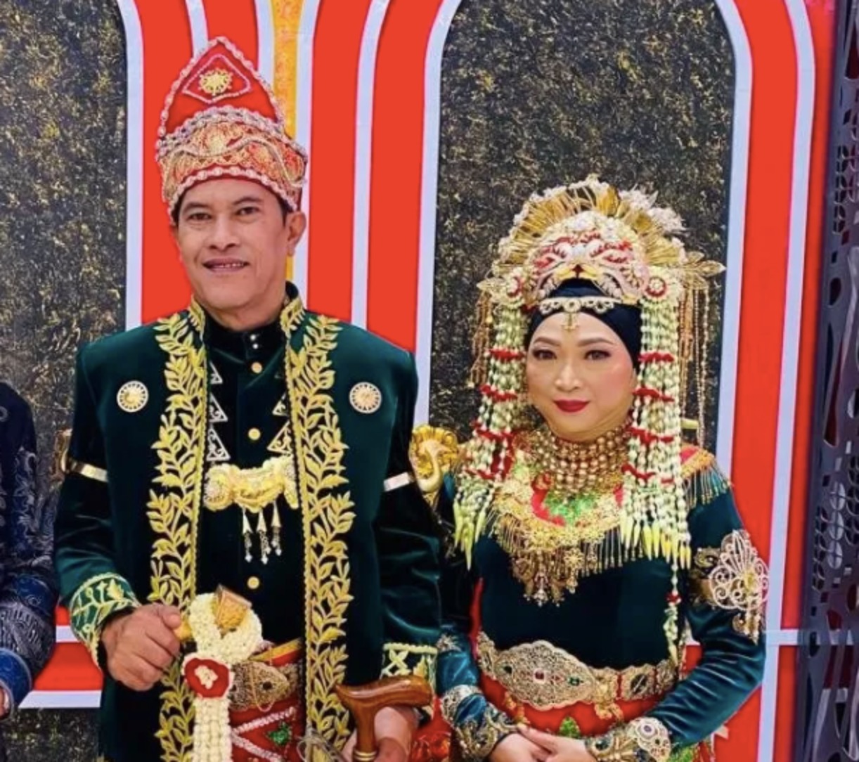 Cevi Yusuf Isnendar Al-Banjari setelah dinobatkan sebagai Raja Kebudayaan Banjar.