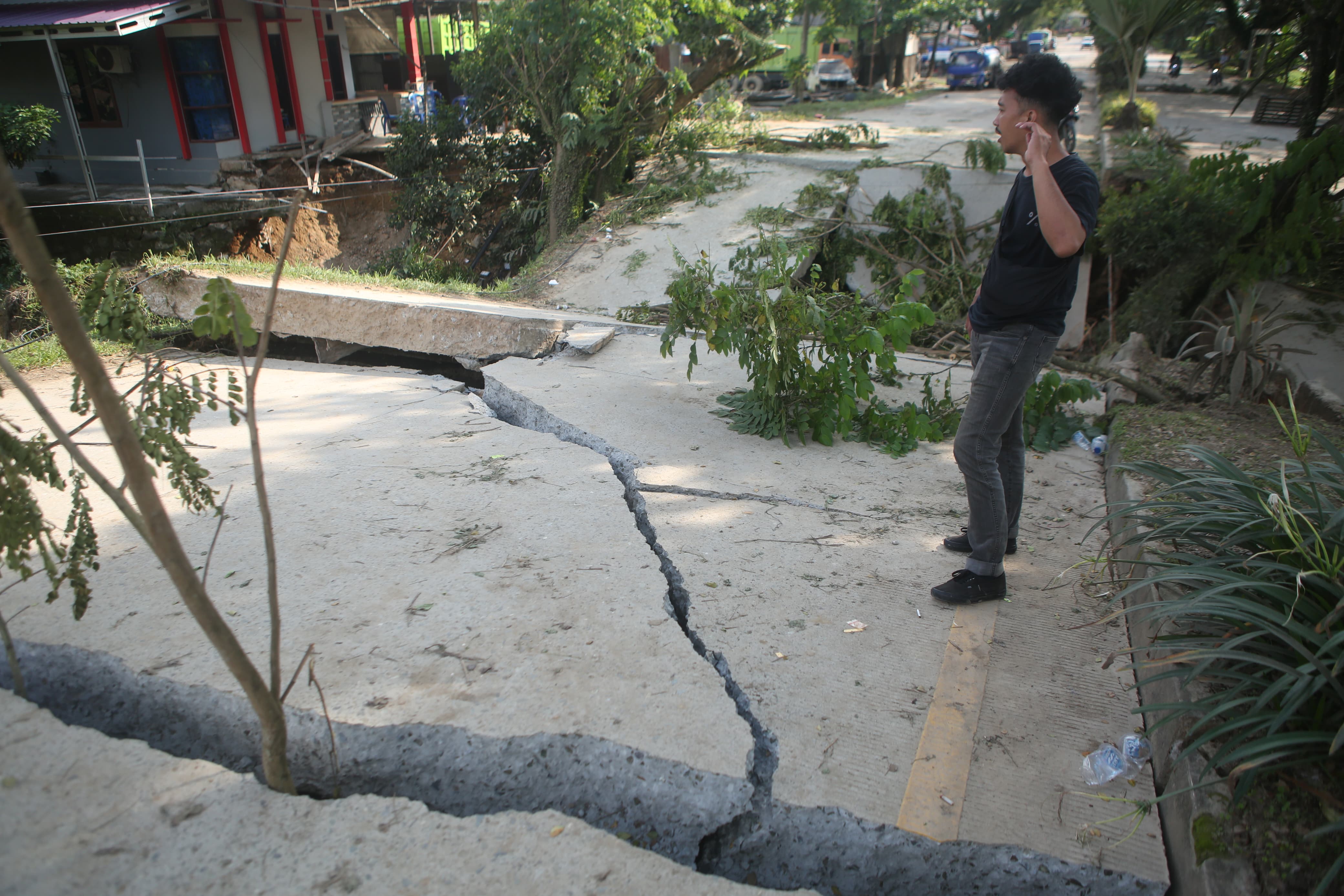 HARUS SINERGI: Pemerintah Provinsi Kaltim diminta untuk ikut ambil bagian dalam menangani permasalahan banjir dan musibah lainnya di Samarinda. (RAMA SIHOTANG/KP)