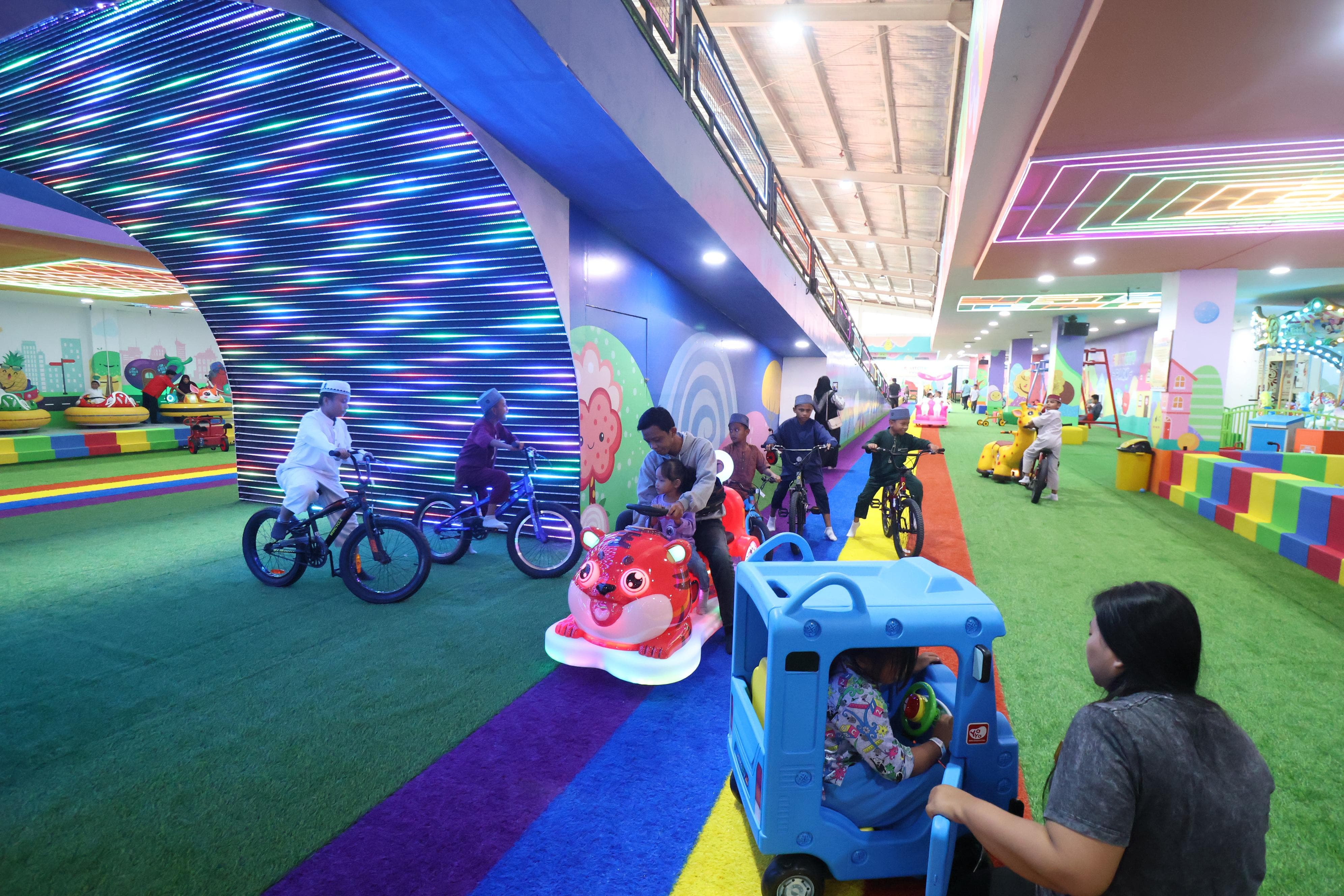 WARNA BARU: Kehadiran Fruitcity Park diharapkan bisa memberi warna baru bagi dunia hiburan di Balikpapan.