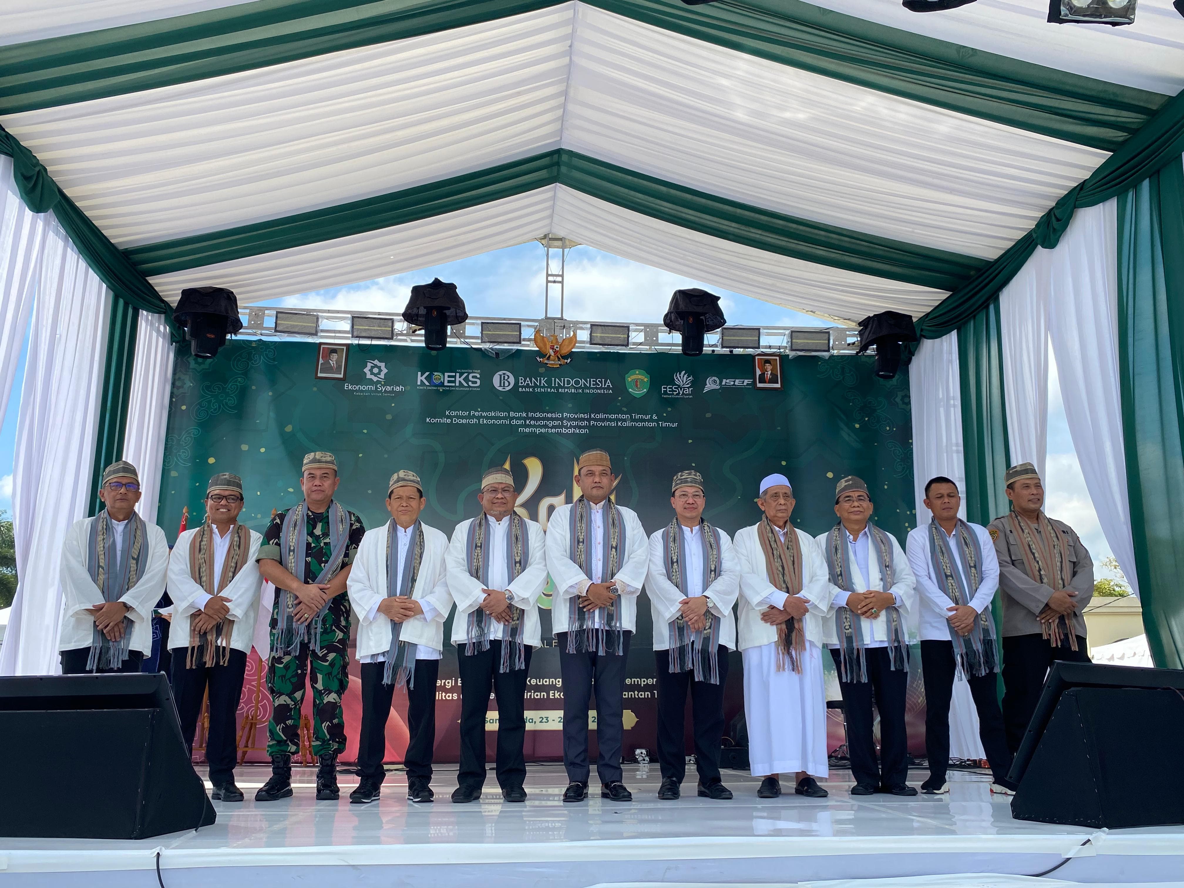 KEMANDIRIAN: KalaFest 2025 mengusung tema Sinergi Ekonomi dan Keuangan Syariah untuk Stabilitas dan Kemandirian Kalimantan Timur. Dihelat mulai 23-25 Mei di Islamic Center Samarinda.