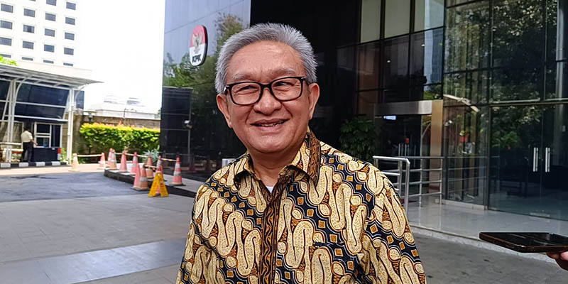 Kuasa hukum Sekjen DPP PDIP Hasto Kristiyanto, Maqdir Ismail keberatan saksi ahli KPK yang juga penyelidik dihadirkan di sidang.