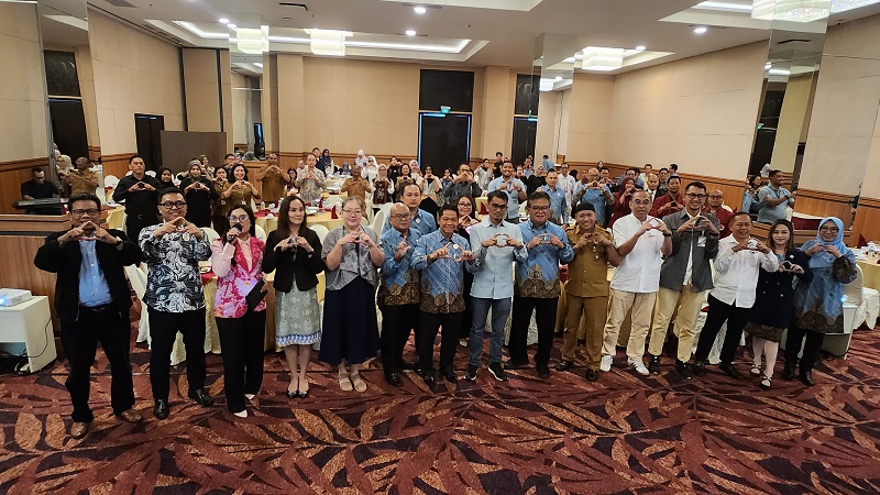 JAGA EKSISTENSI: Pengurus PHRI Balikpapan menggelar forum silaturahmi dengan stakeholder dan pihak terkait di Platinum Hotel and Convention Hall, Selasa (27/5). Mereka berusaha menjaga eksistensi.