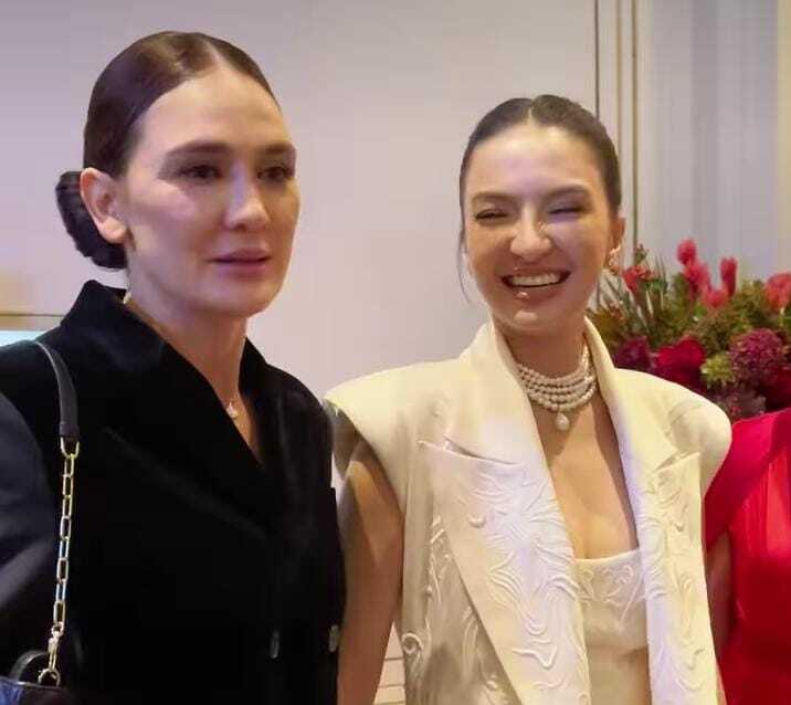 Luna Maya bersama Raline Shah.