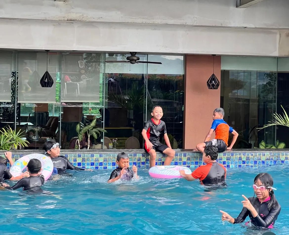 REKREASI: Memiliki fasilitas kolam renang bisa menjadi salah satu daya tarik Hotel Five Premiere Samarinda untuk menggaet kunjungan.