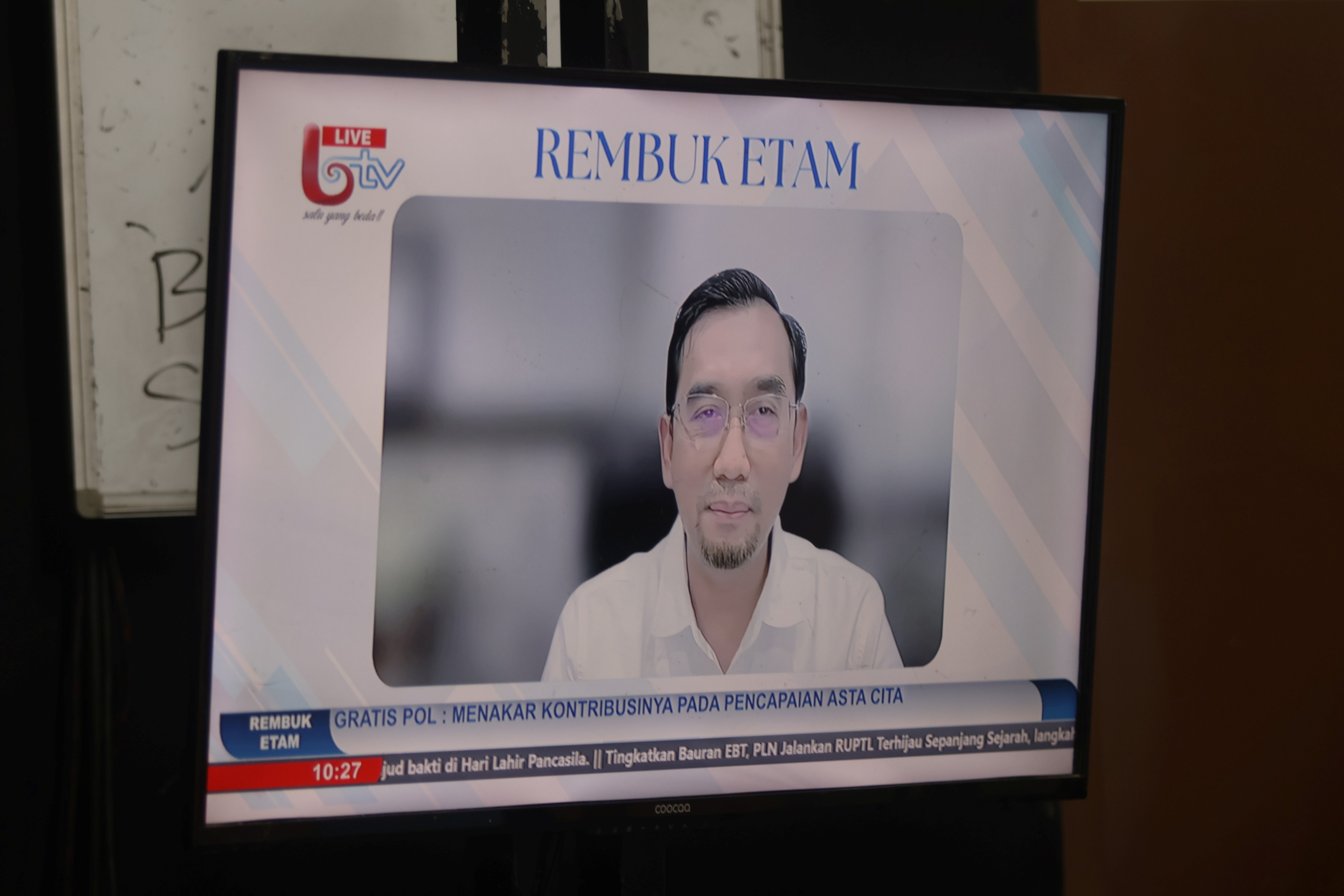 Rektor Universitas Brawijaya Prof Widodo mengikuti Rembuk Etam secara daring