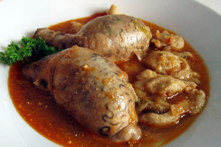 Ilustrasi gulai torpedo kambing.