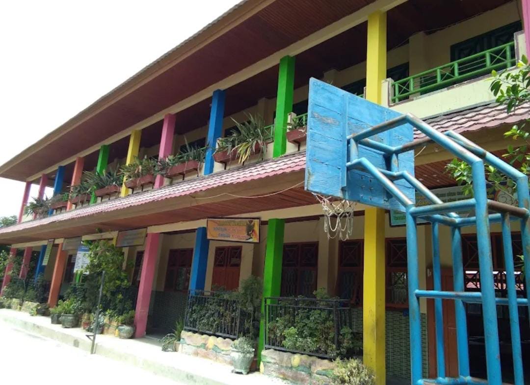 RELOKASI: Bangunan SD 007 Bontang Utara yang berada di Jalan Tari Gantar 2 sudah tidak bisa lagi dilakukan pengembangan.