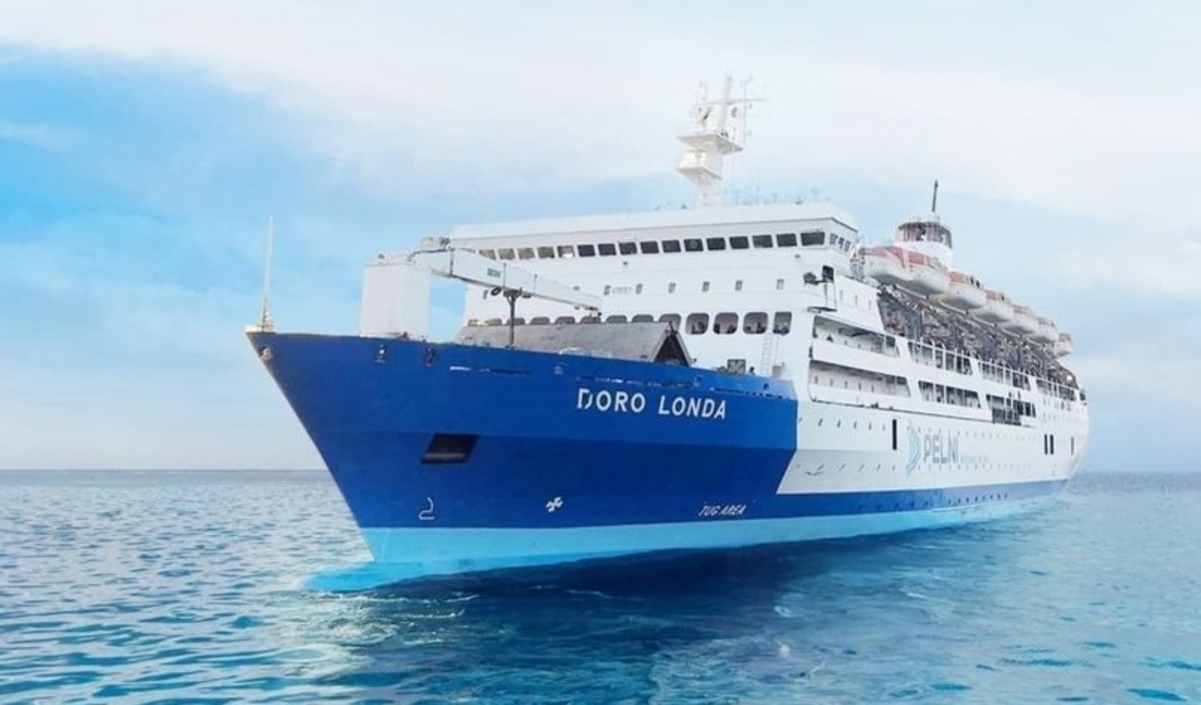KM Dorolonda dari PT Pelni dijadwalkan melayani pelayaran Balikpapan-Surabaya.