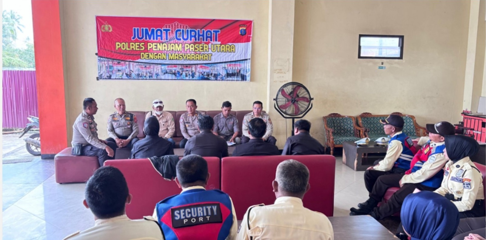 CURHAT: Melalui program Jumat Curhat, Polres PPU mendekatkan pelayanan kamtibmas kepada masyarakat.