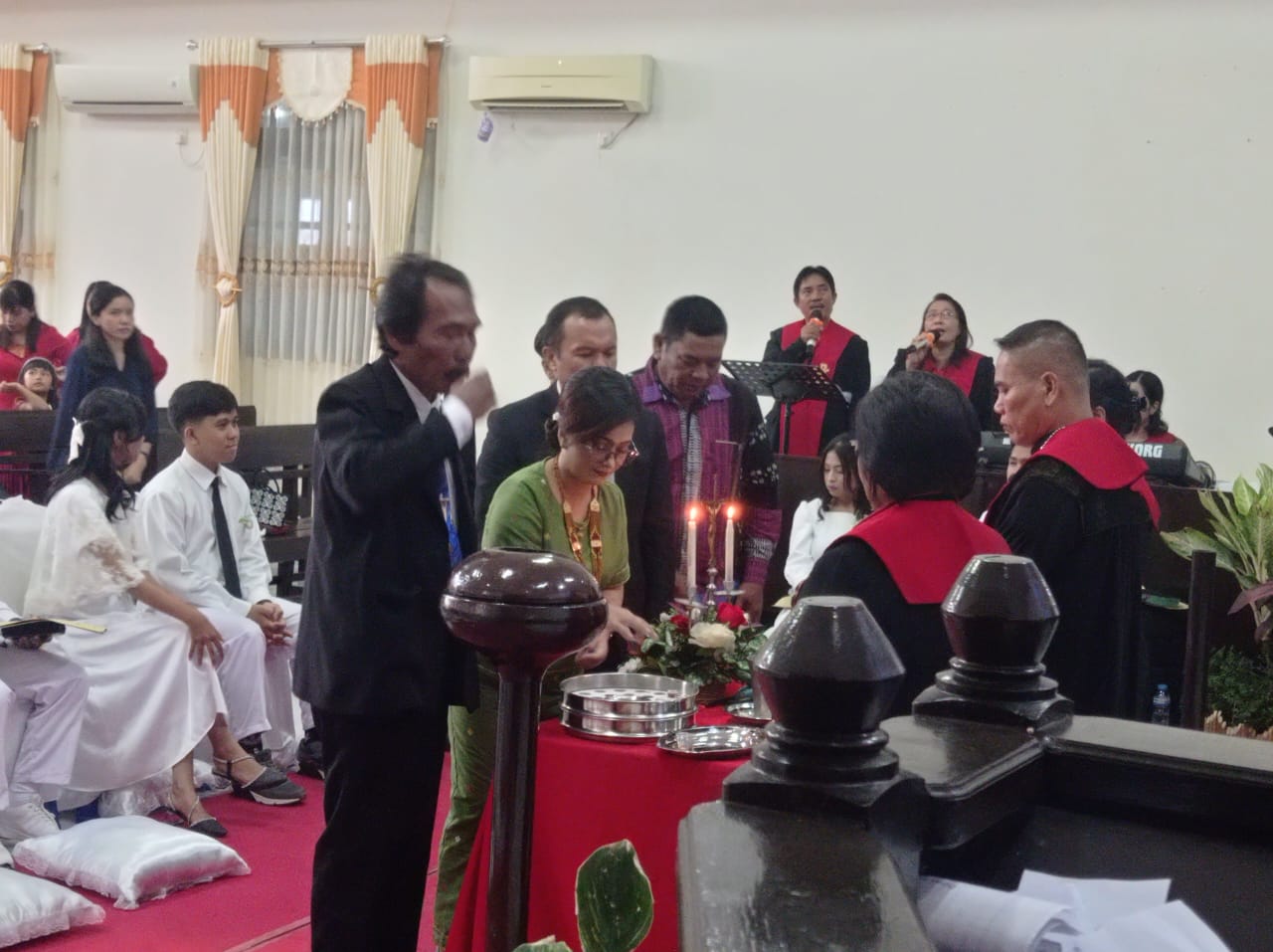 TERSALURKAN: Pemkot menyebut insentif untuk pendeta sudah dicairkan namun untuk guru sekolah minggu masih mengalami kendala karena ada rekening yang tidak aktif.