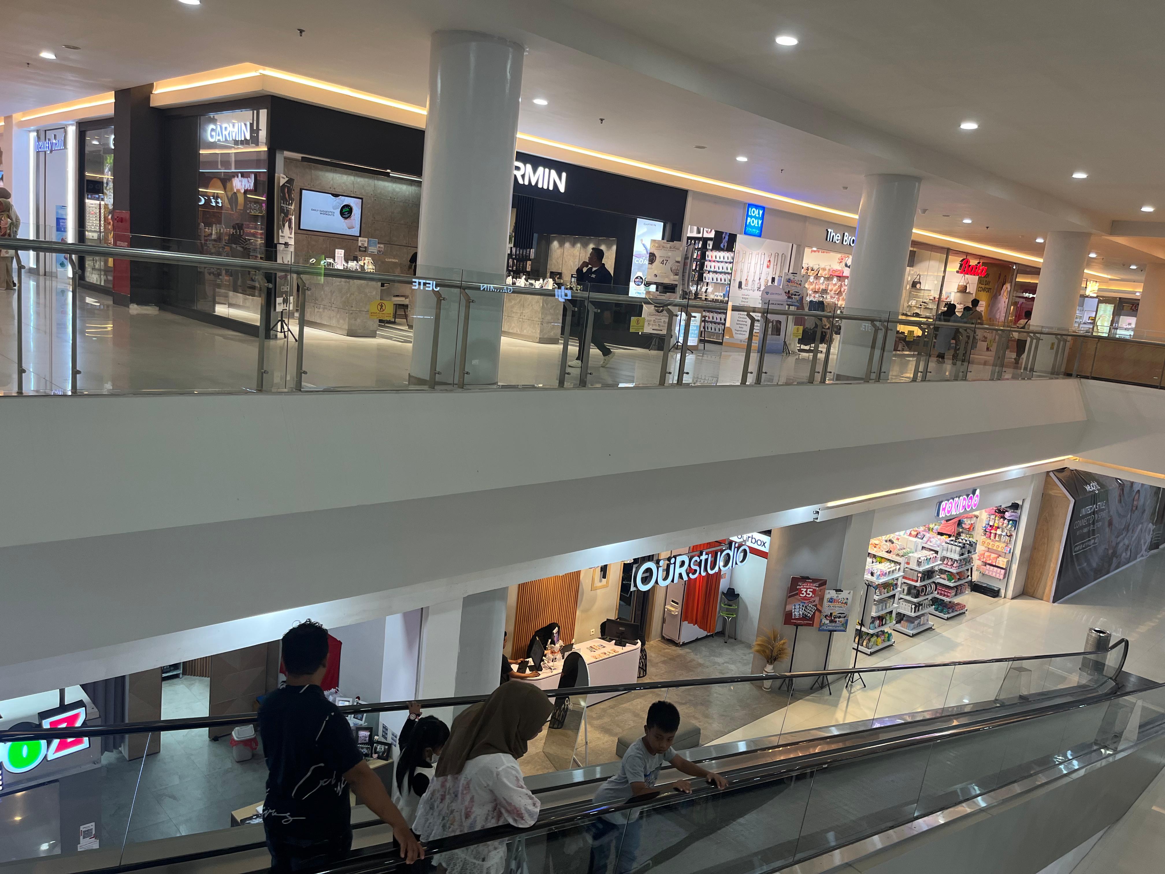 SEMENTARA: Beberapa tenant yang ada di lantai LG dan GF BIGmall Samarinda secara perlahan mulai kembali buka.
