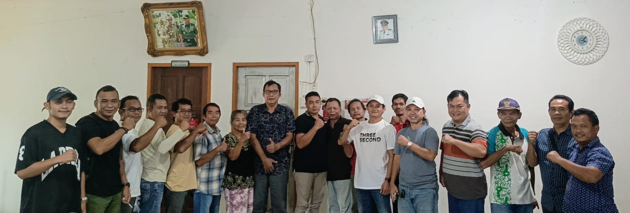 Presidium Dewan Adat Kutai Barat. (FOTO K SUNARDI/KP)