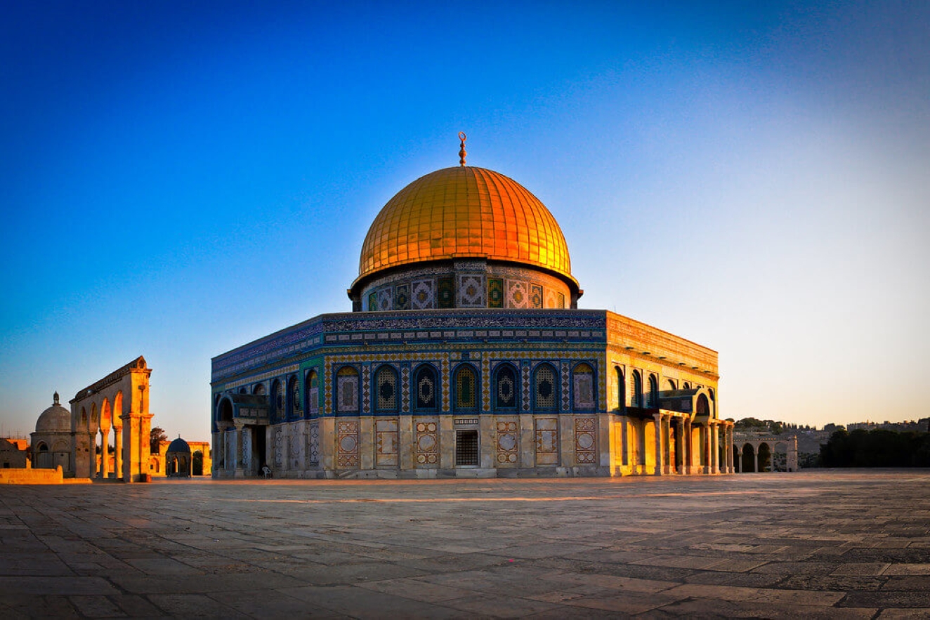 1 MUHARAM: Teks Khutbah Jumat 20 Juni 2025 dengan tema Menyambut Tahun Baru 1447 H untuk Pembebasan Al Aqsa.