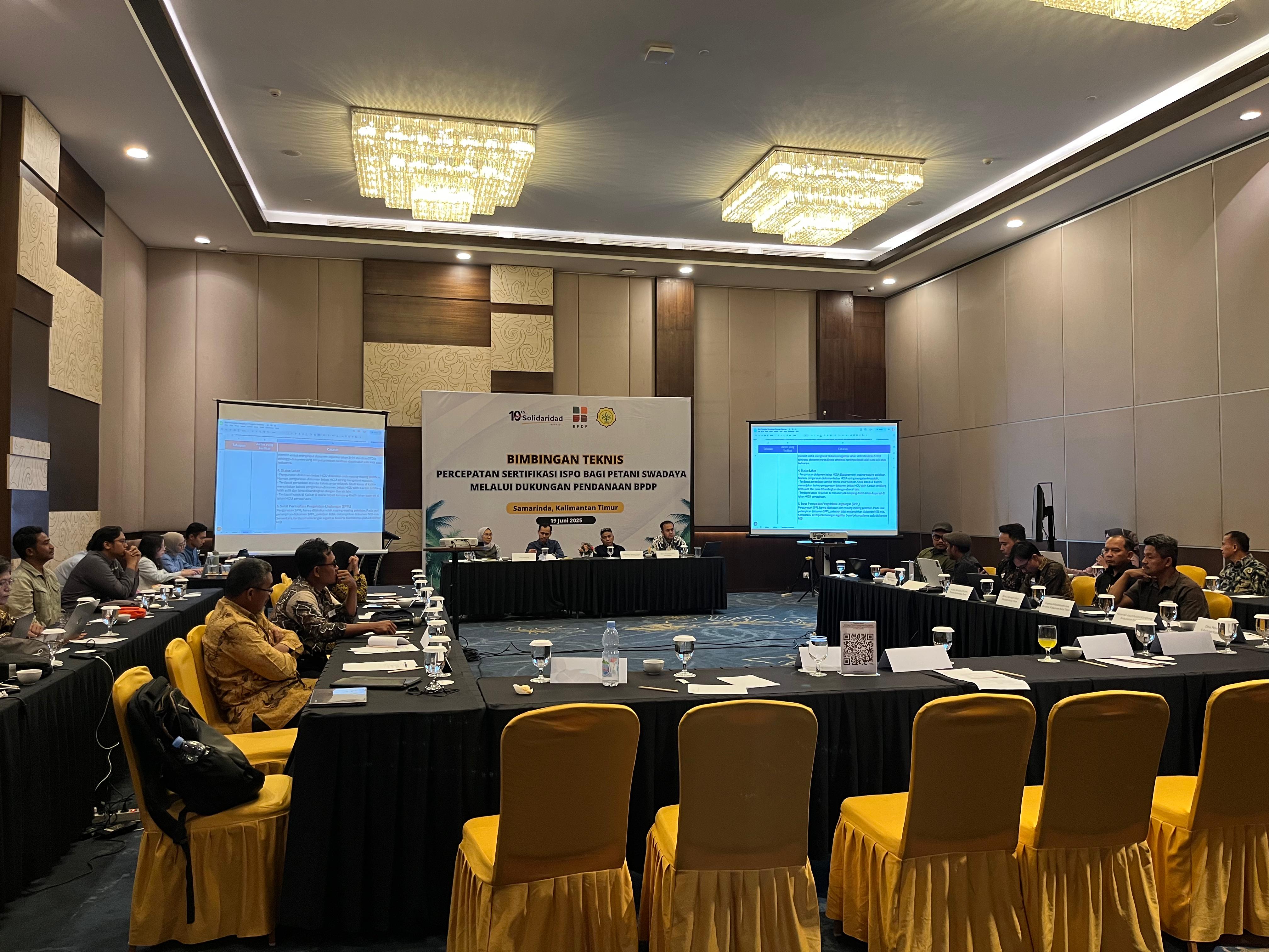 KEBUTUHAN: Bimbingan teknis percepatan sertifikasi ISPO bagi petani swadaya yang digelar oleh BPDPKS di Ballroom 1 Midtown Hotel Samarinda, Kamis (19/6).