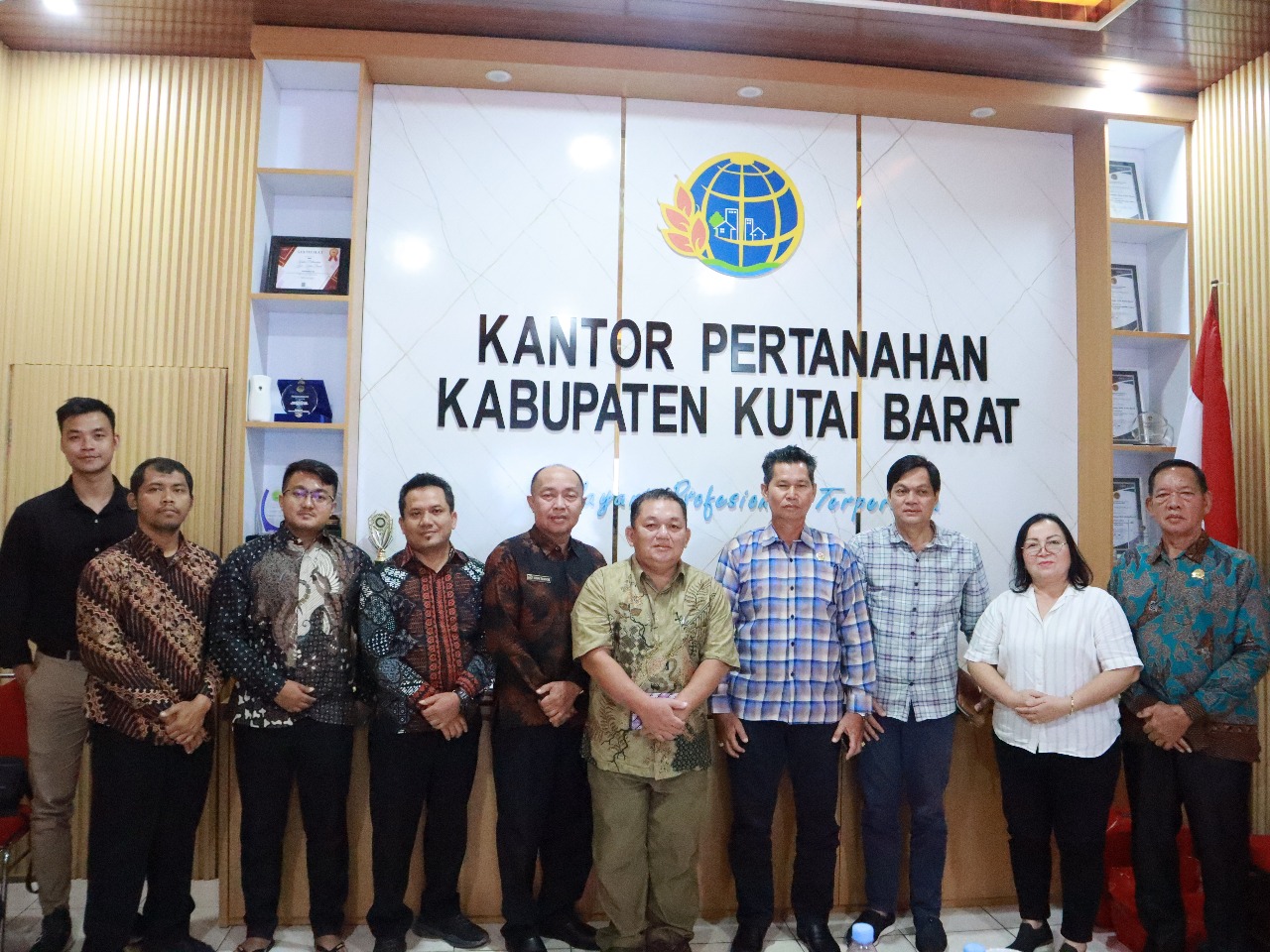 KOORDINASI: Rapat koordinasi lanjutan Komisi I DPRD Mahulu dengan BPN Kubar.