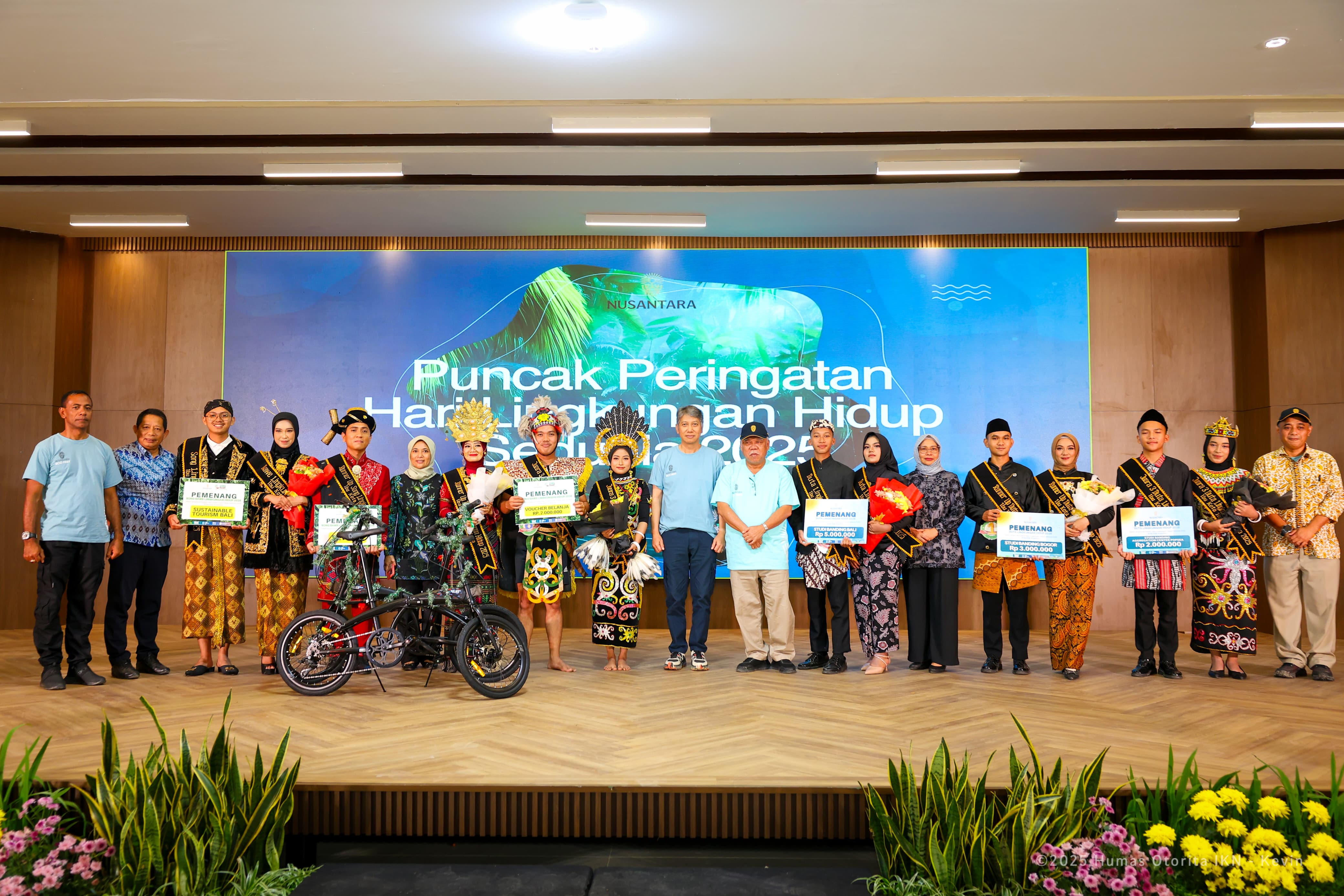 PUNCAK: Puncak peringatan Hari Lingkungan Hidup Sedunia digelar di IKN dengan pemilihan Duta Lingkungan Hidup dan Song-Bawe, Sabtu (21/6/2025).
