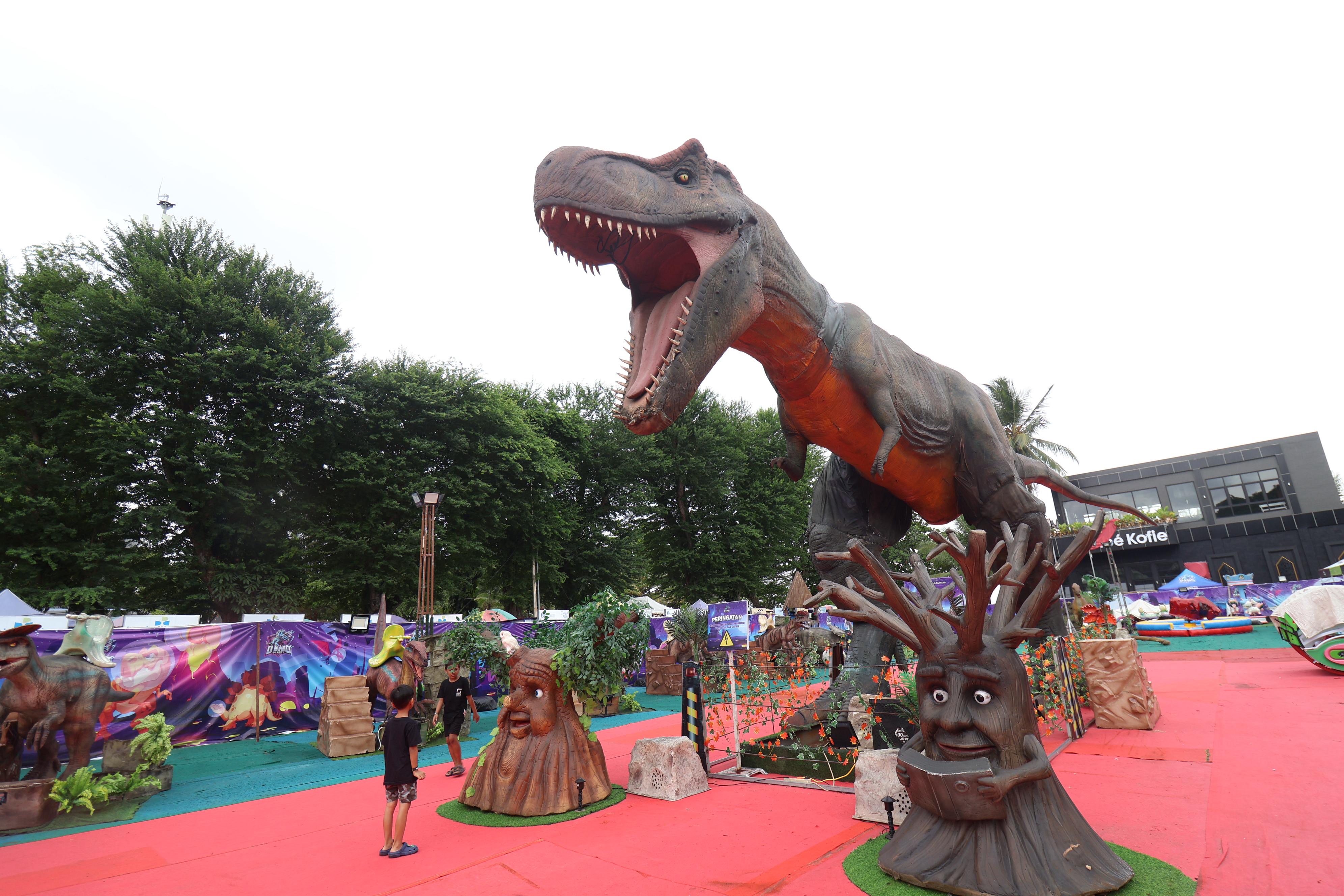 Dino Planet bakal hadir selama satu bulan di Taman Monpera Balikpapan.
