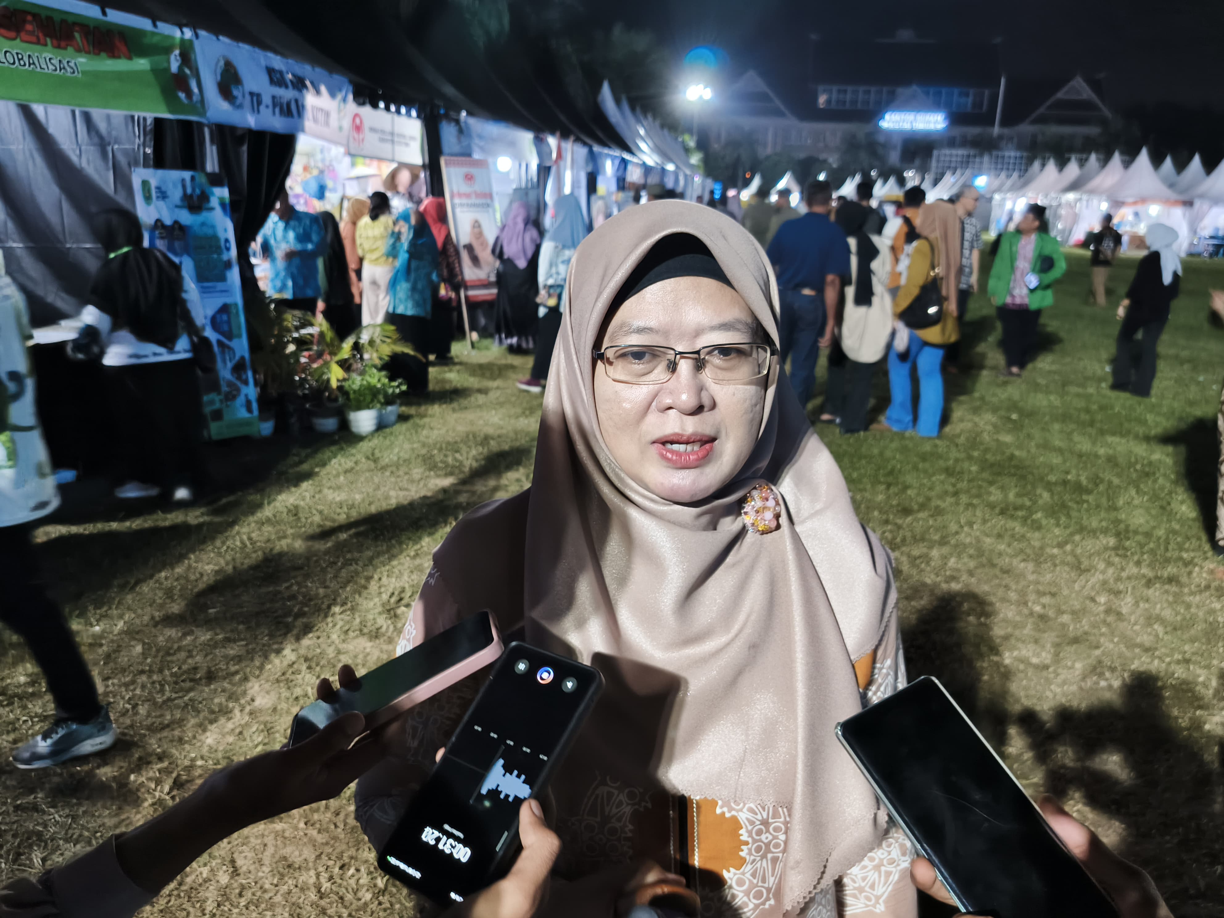Kepala Dinas Perindustrian, Perdagangan, Koperasi, dan UKM Kaltim, Heni Purwaningsih.
