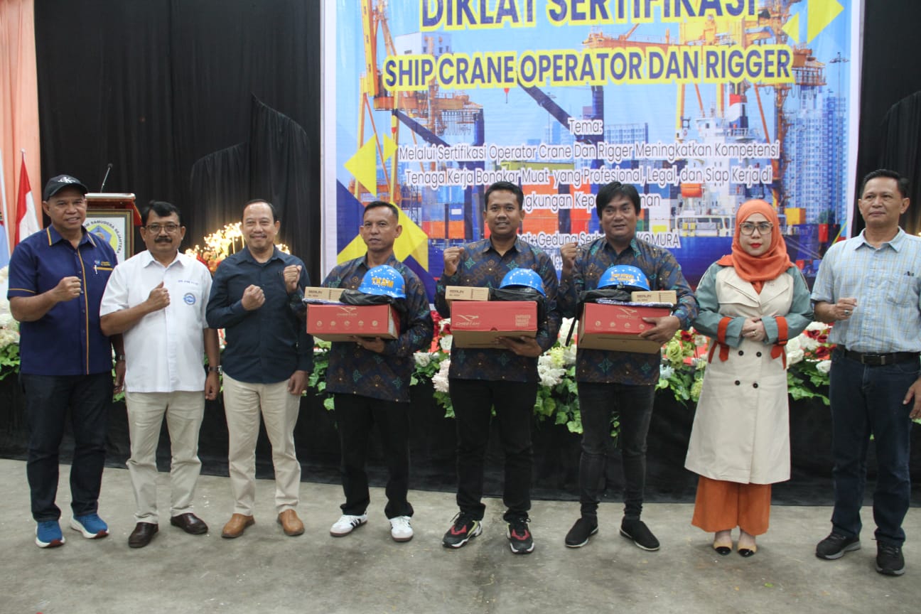 SDM ANDAL: Pelatihan ini dapat memberikan manfaat yang besar bagi para peserta dalam meningkatkan kemampuan mereka dalam melakukan pekerjaan dengan aman dan efisien.