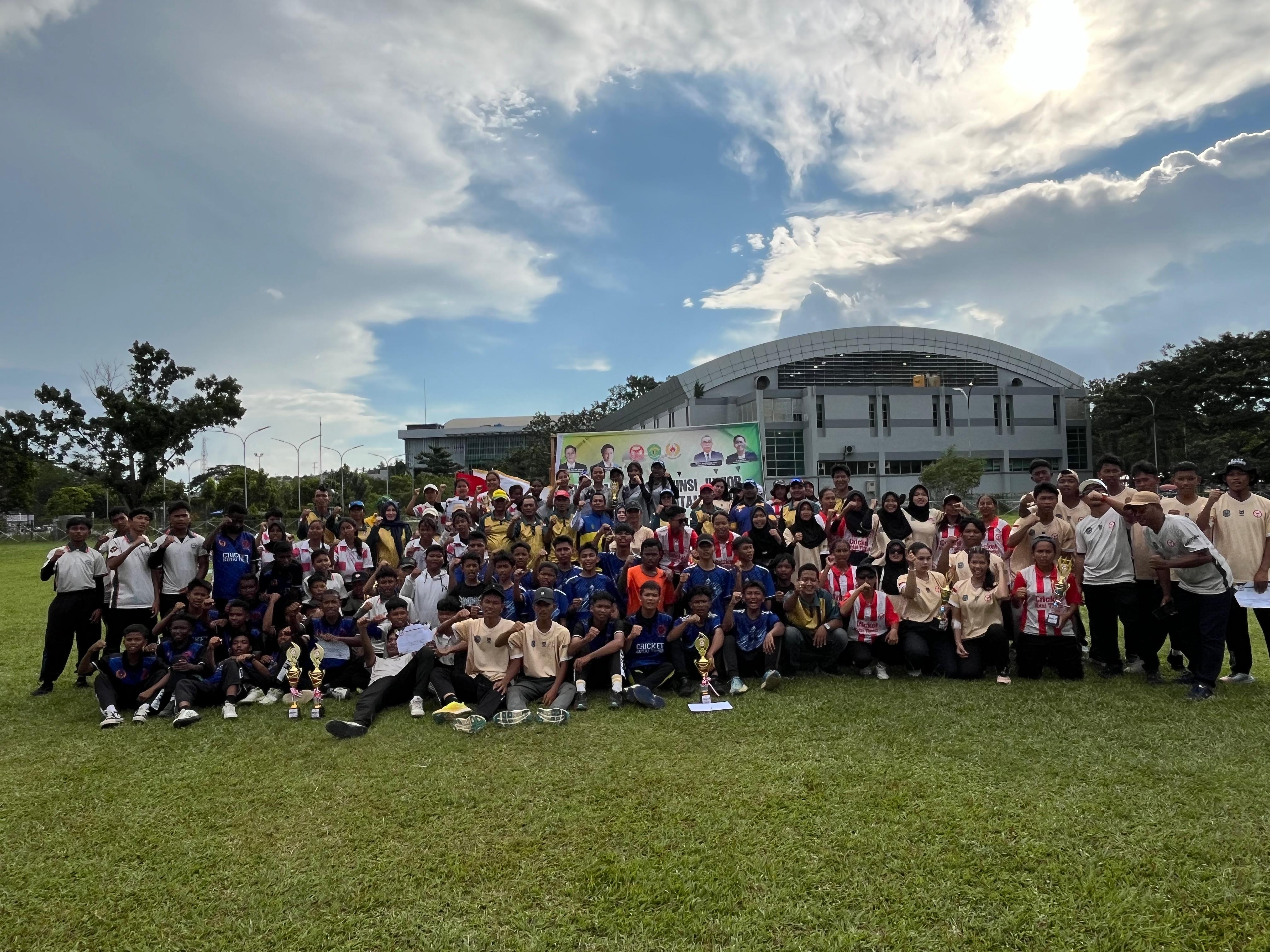 Kejurprov Junior Kriket 2025 sukses digelar. Sektor putra dimenangkan Kutai Timur, sementara putri jadi milik Samarinda.