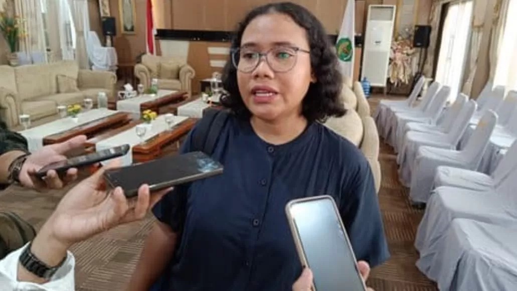 PEMERHATI LINGKUNGAN: Dinamisator Jatam Kaltim, Mareta Sari.