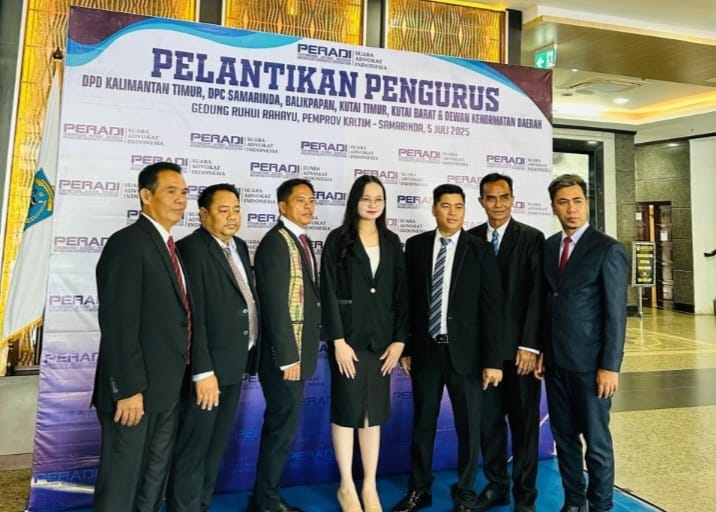 Pengurus Peradi SAI Kutai Barat yang dilantik.