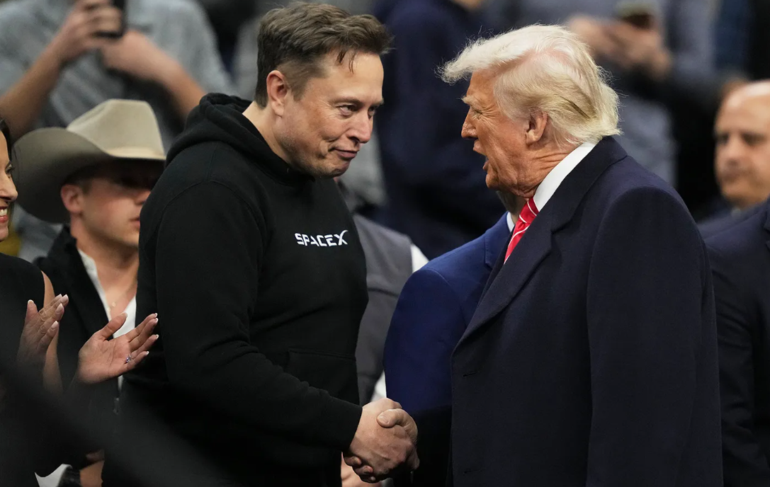 Elon Musk dan Donald Trump.