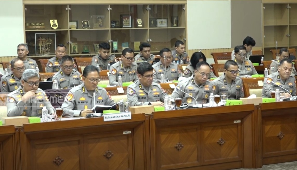 PENGAJUAN: Rapat kerja antara Polri dan Komisi III DPR RI di Kompleks Parlemen, Senayan, Jakarta, Senin (7/7/2025).