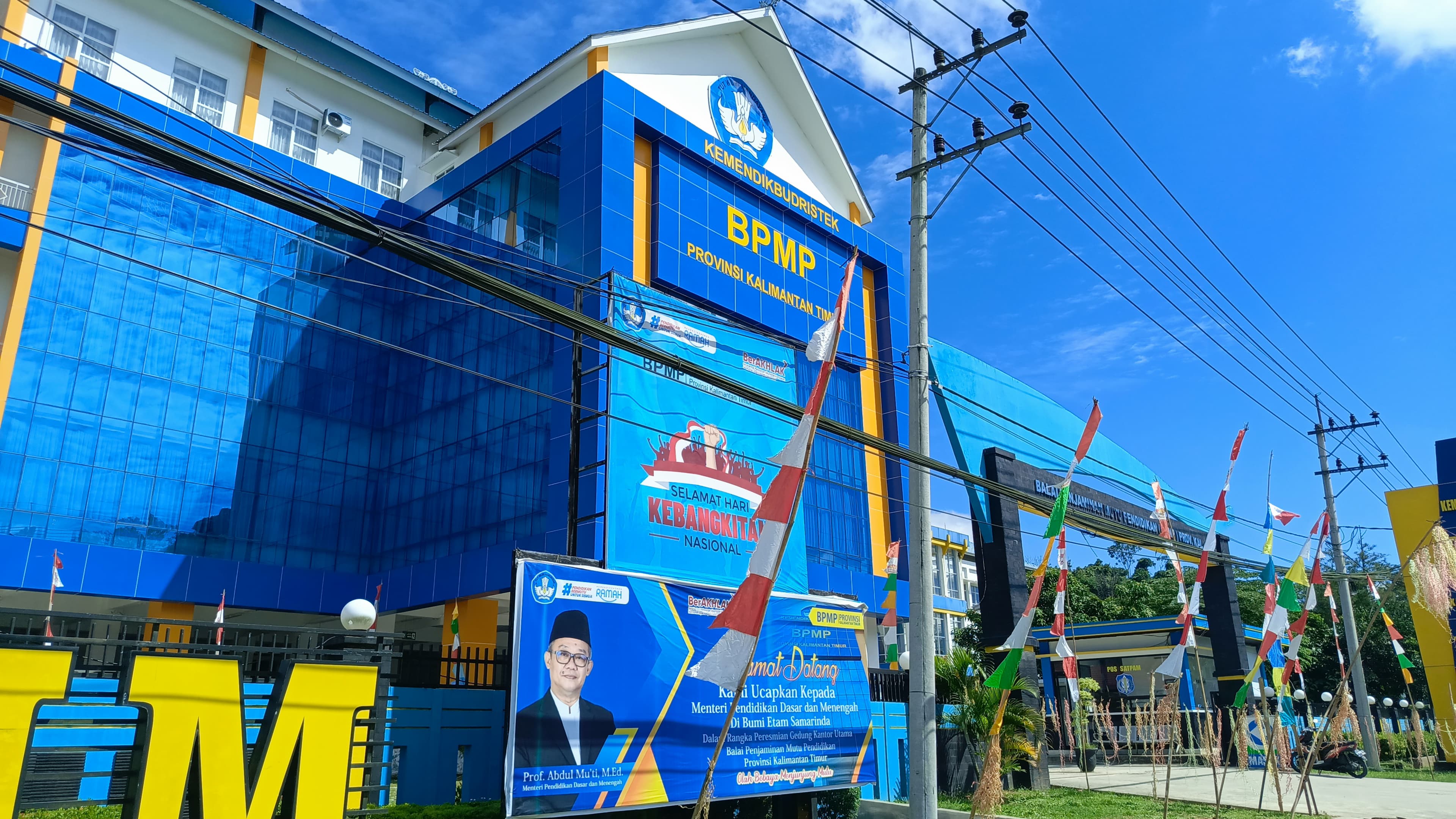 DISIAPKAN: Gedung Balai Penjaminan Mutu Pendidikan (BPMP) Provinsi Kalimantan Timur di Samarinda disiapkan sebagai tempat belajar sementara bagi peserta Sekolah Rakyat tahap awal. (HAFIZ/KP)