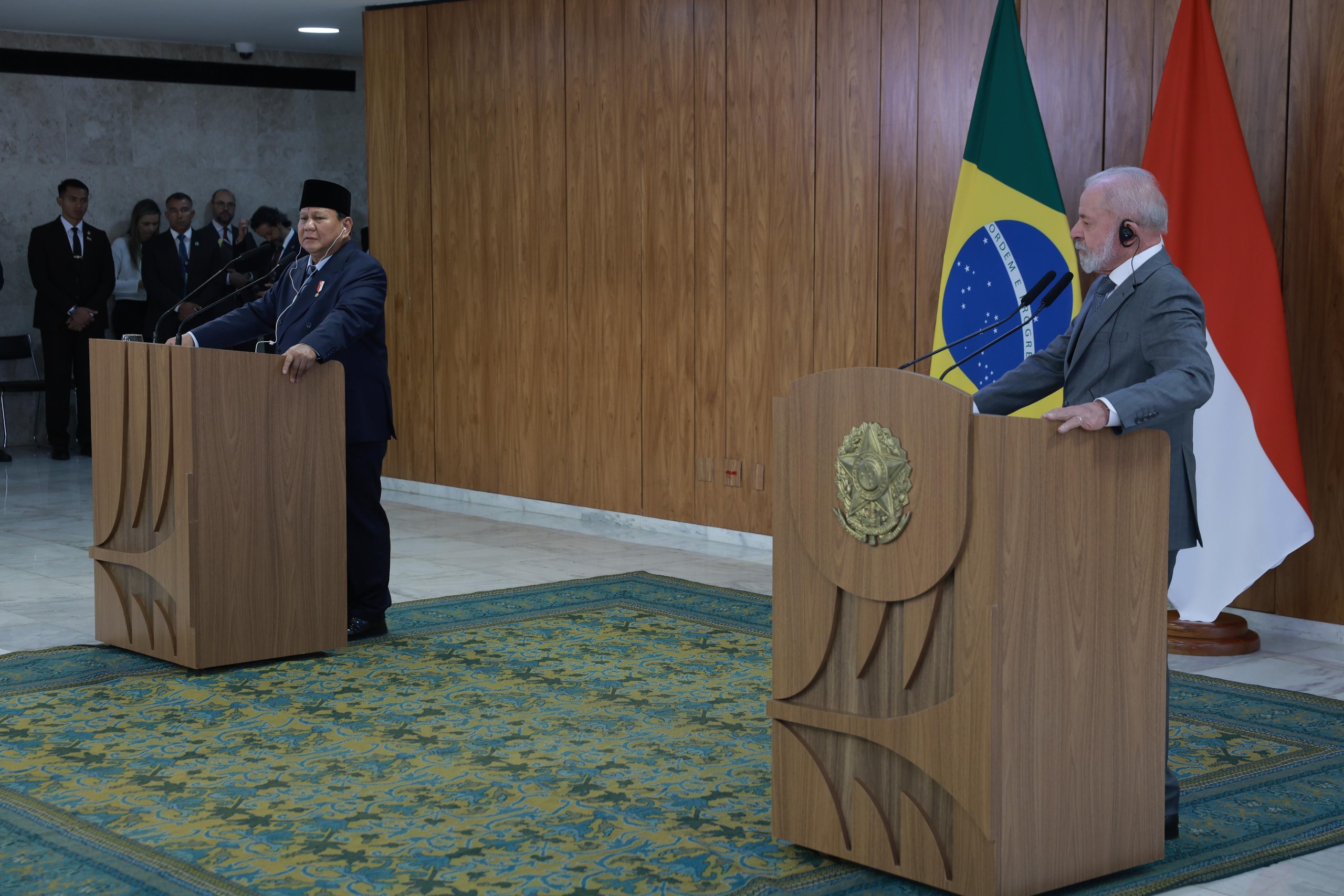 Presiden Prabowo dan Presiden Lula saat di Brasilia.