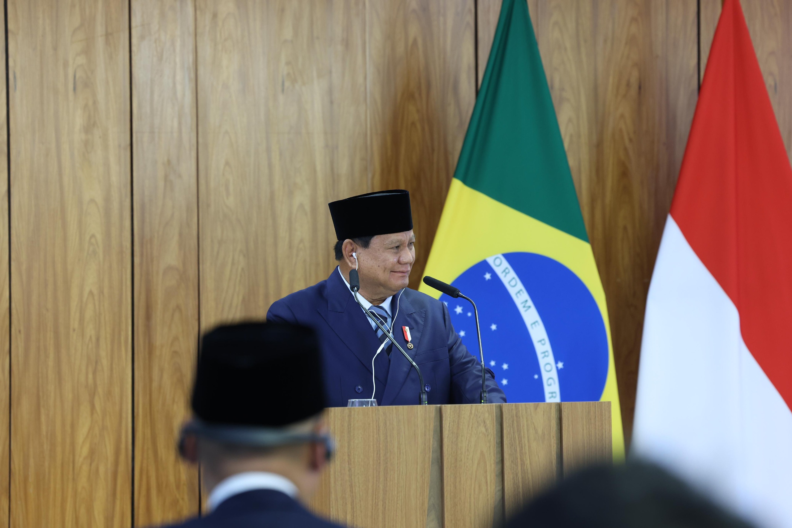 Presiden Indonesia Prabowo Subianto menyerukan reformasi PBB saat berbicara di Brasilia.