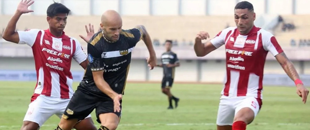 Pemain Dewa United Risto Mitrevski.