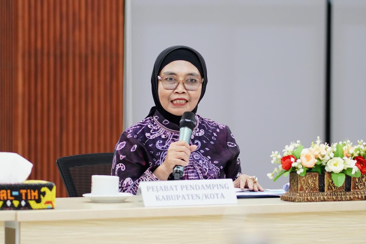 Wali Kota Bontang Neni Moerniaeni.