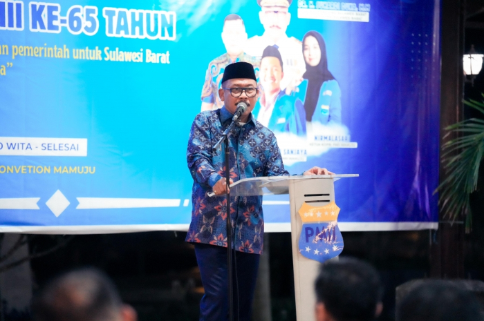 Gubernur Sulbar Suhardi Duka.