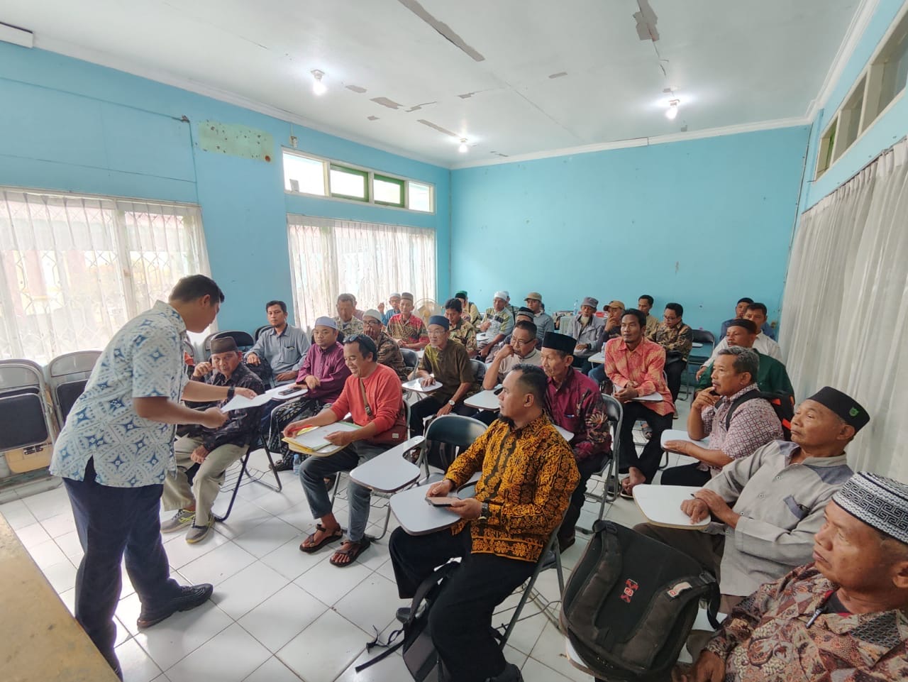 Para penjaga rumah ibadah saat dikumpulkan Kementerian Agama Paser belum lama ini.