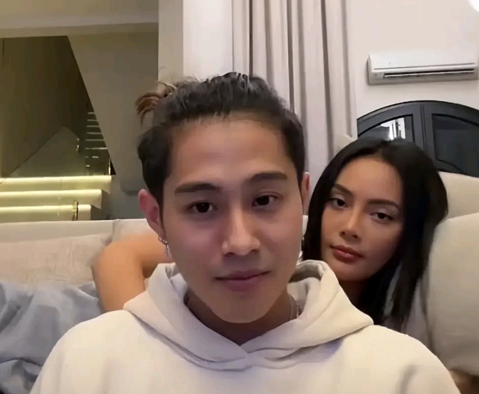 Dj Panda dan Erika Carlina.