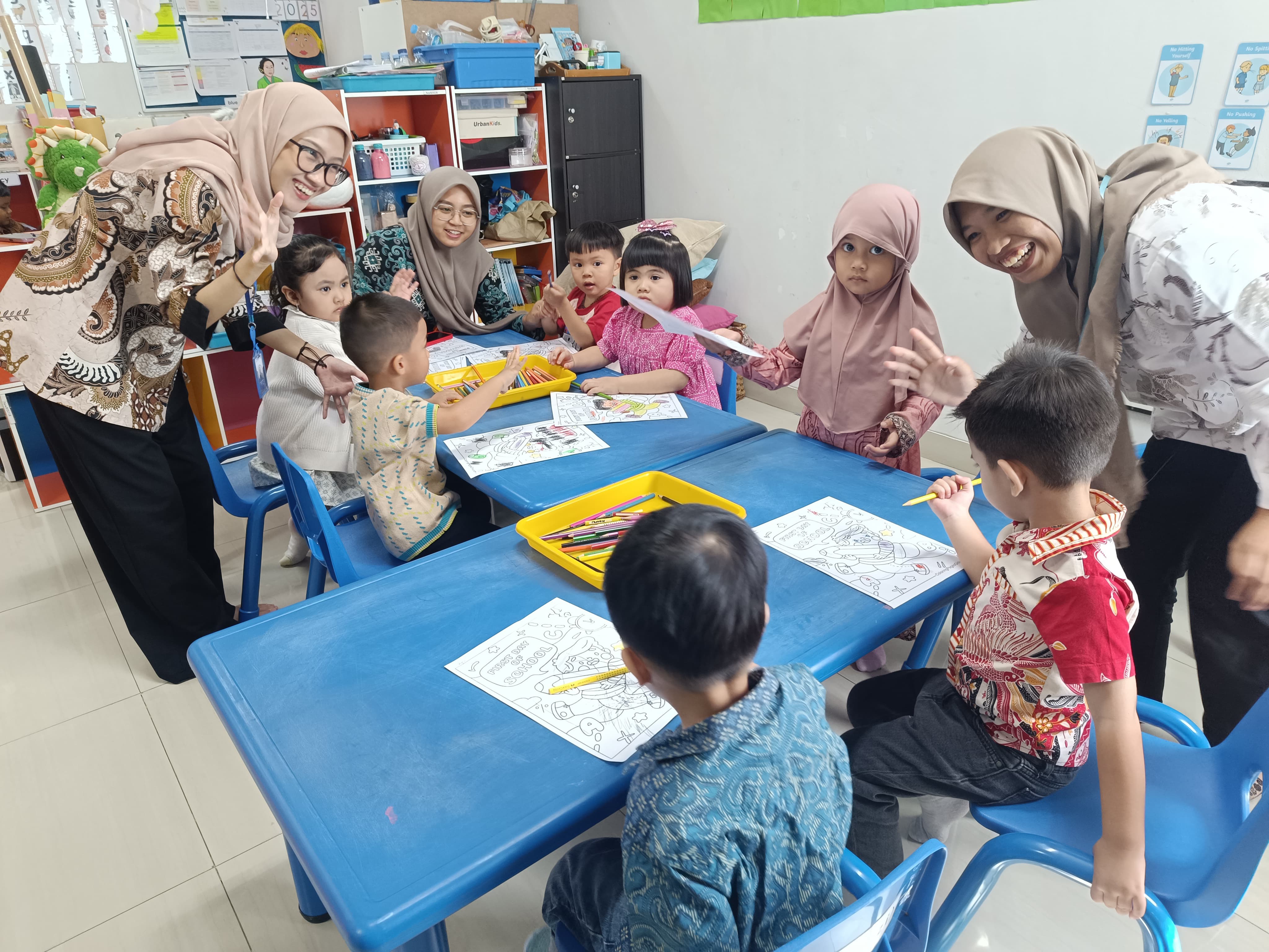 STANDAR GLOBAL: Kegiatan pengenalan lingkungan sekolah bagi murid-murid baru Raffles Independent School, khususnya dari jenjang pra-sekolah.