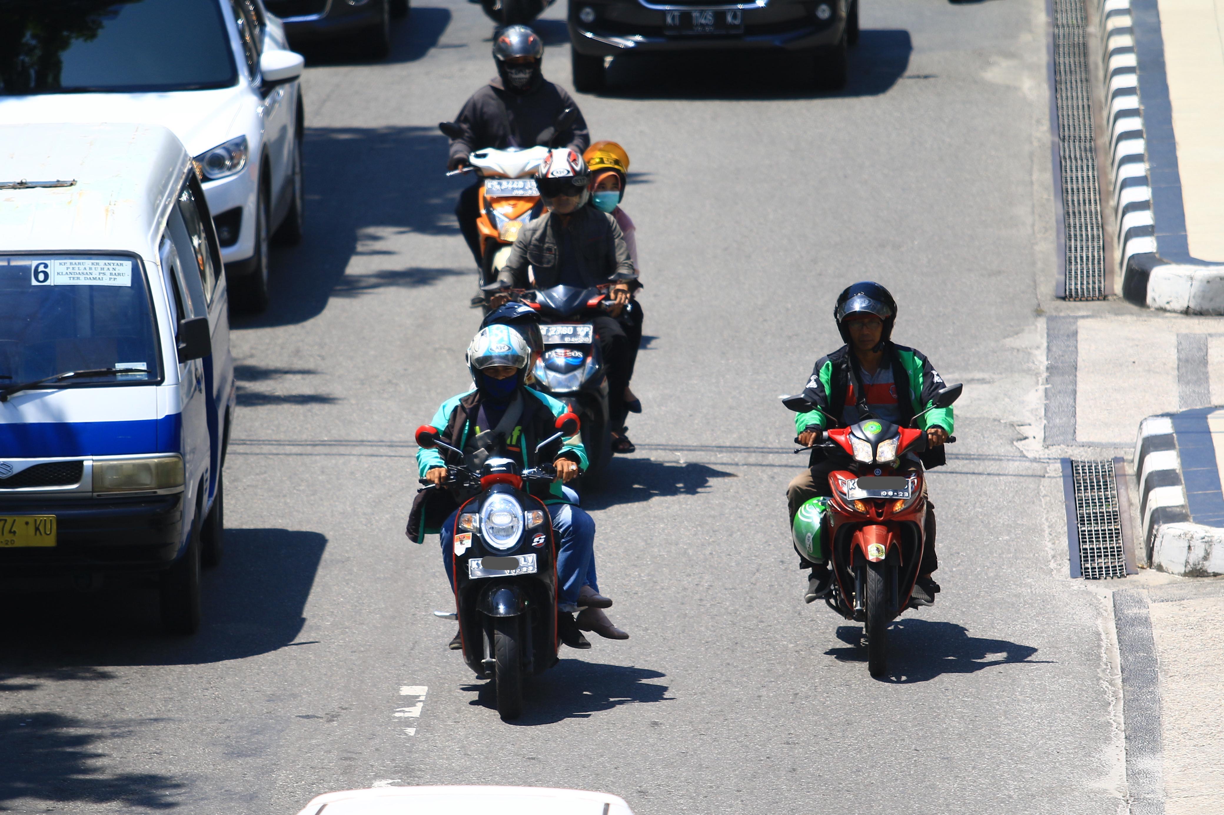 Satpol PP meminta aplikator ojek online datang melaporkan penerapan penghapusan tarif promosi yang menjadi tuntutan mitra driver.