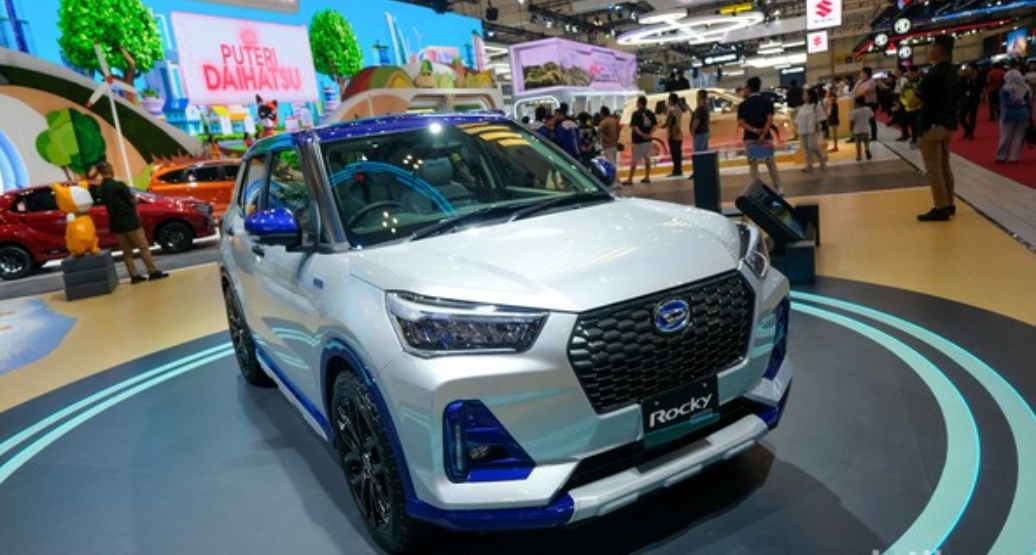 Daihatsu Rocky Hybrid yang bakal dipamerkan di booth Daihatsu pada ajang Gaikindo Indonesia International Auto Show (GIIAS) 2025 di ICE BSD, Tangerang. (Foto: tangkapan layar)